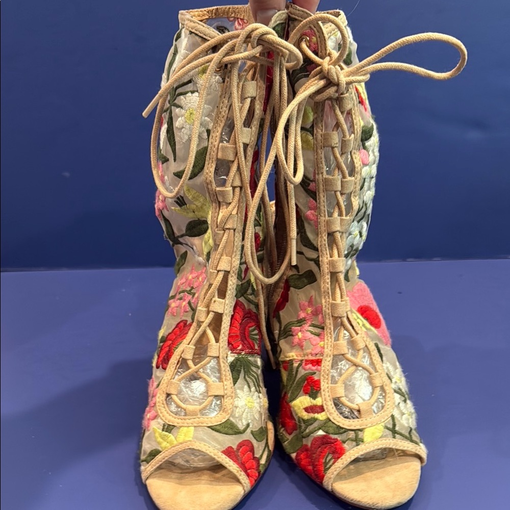 Ladies 8.5 Liliana Floral Embroidered Lace-Up Women's sandals summer booties - Picture 6 of 8